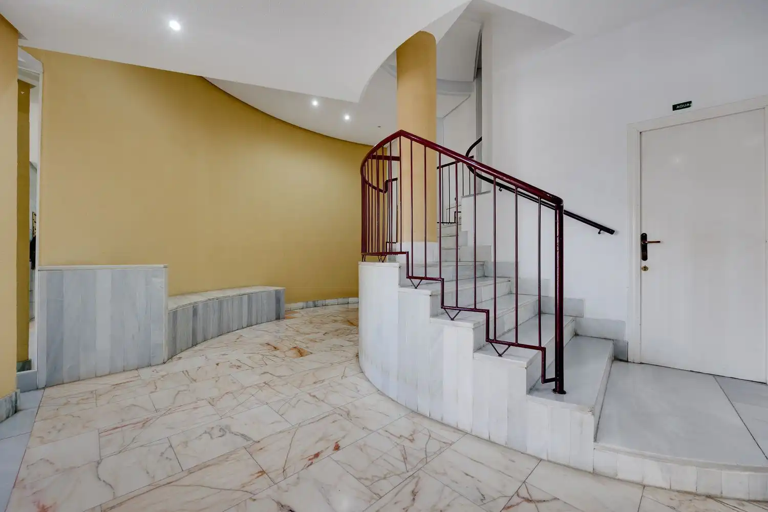 Flat for sale in Torrevieja  with Air Conditioner, Terrace and Furnished