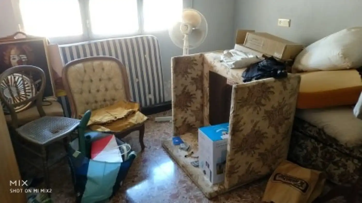 Dormitori de Pis en venda en Novelda amb Moblat i Balcó