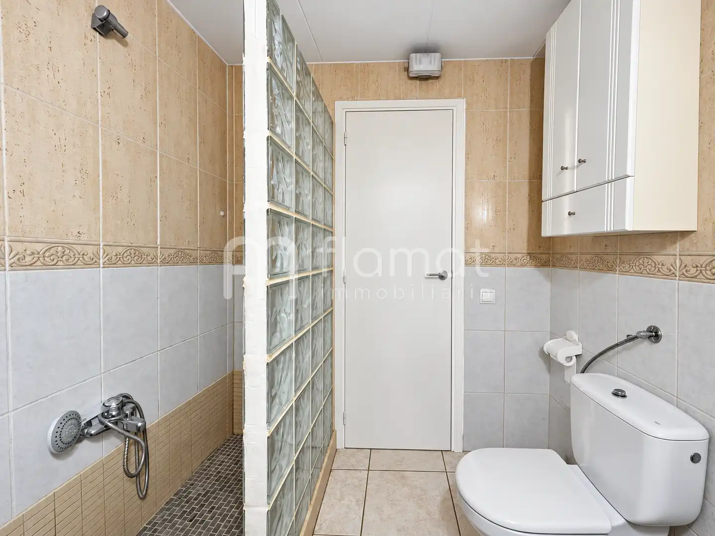 Bathroom of Flat for sale in Mercat - Mas Moixa