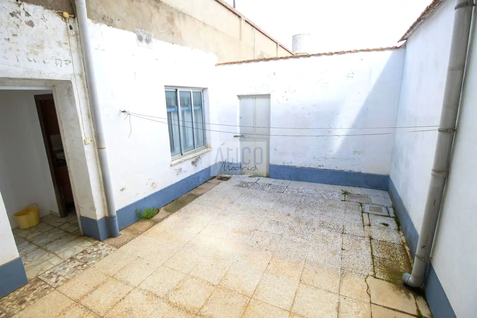 Vista exterior de Casa adosada en venda en Cózar amb Aire condicionat i Terrassa