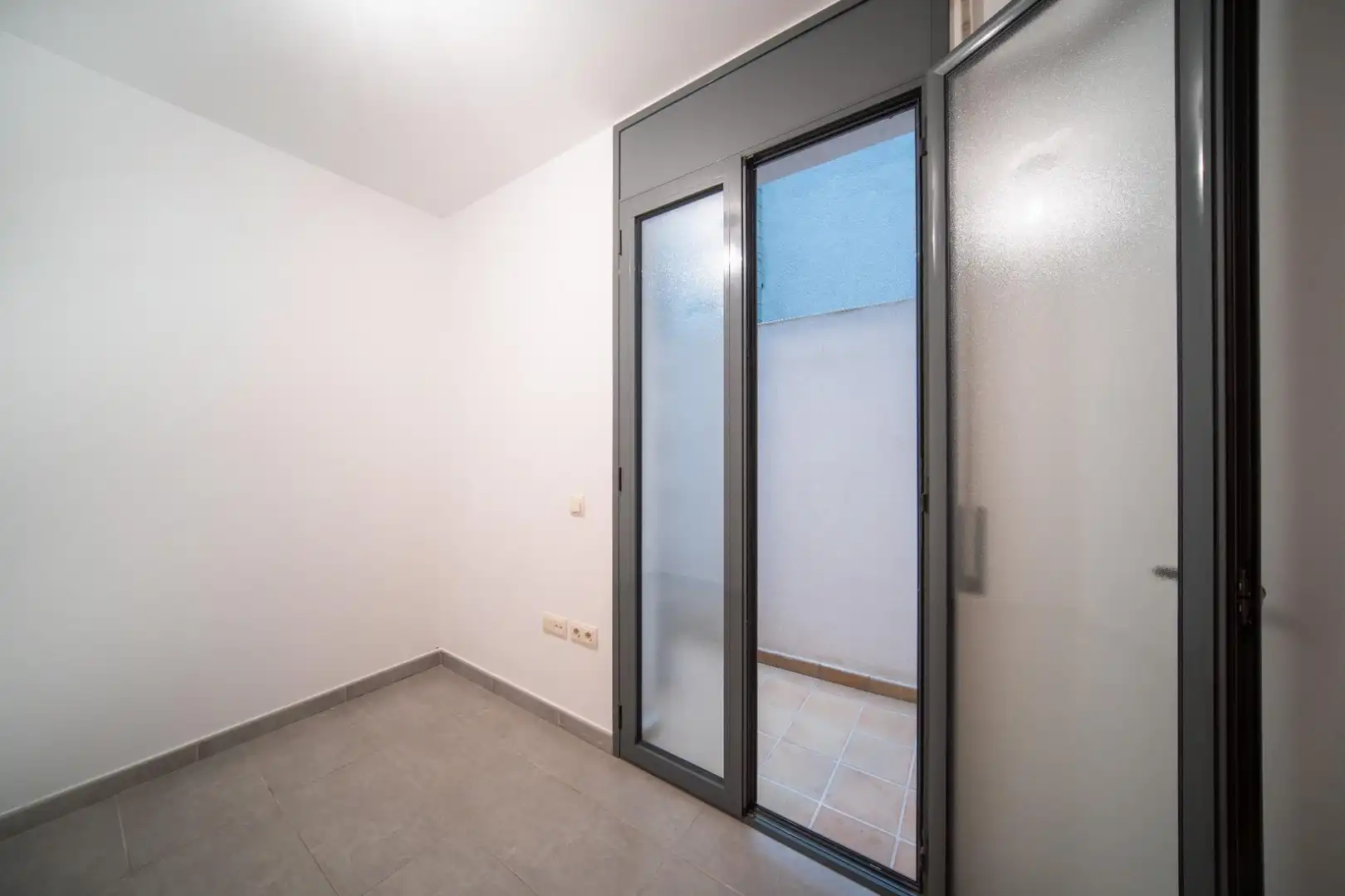 Wohnung zum Verkauf in Igualada mit Heizung, Terrasse und Abstellraum