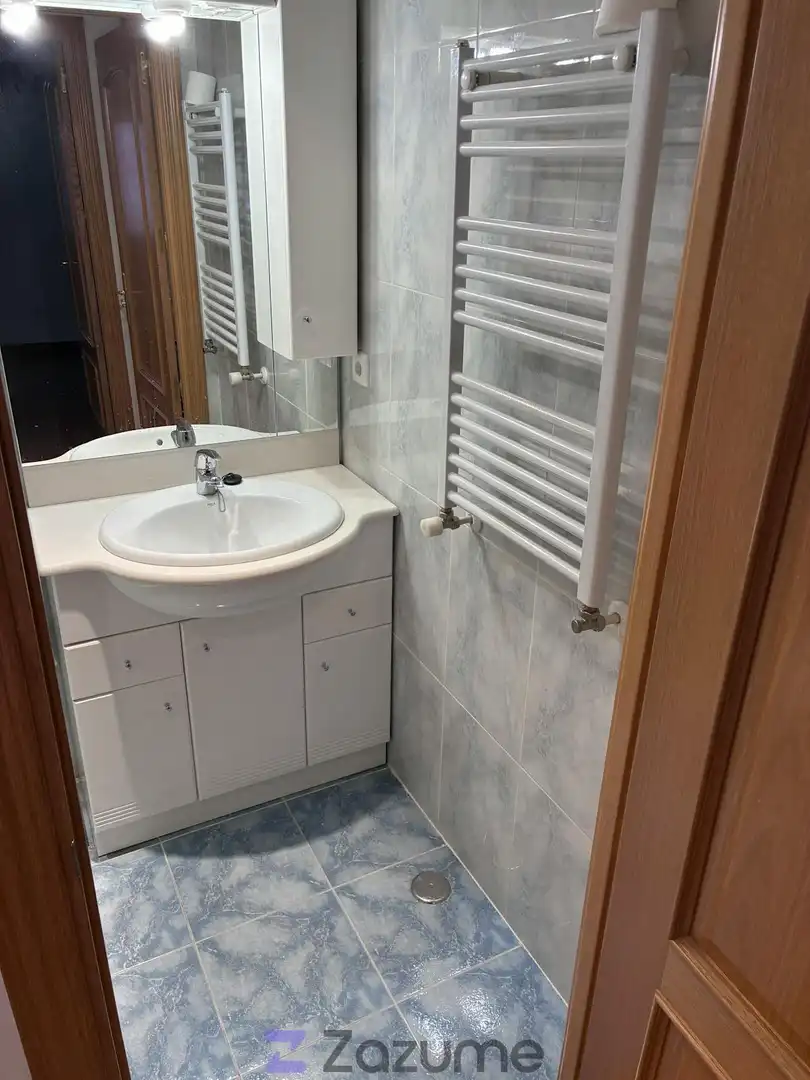 Bany de Pis de lloguer en Madrid amb Calefacció, Parquet i Forn