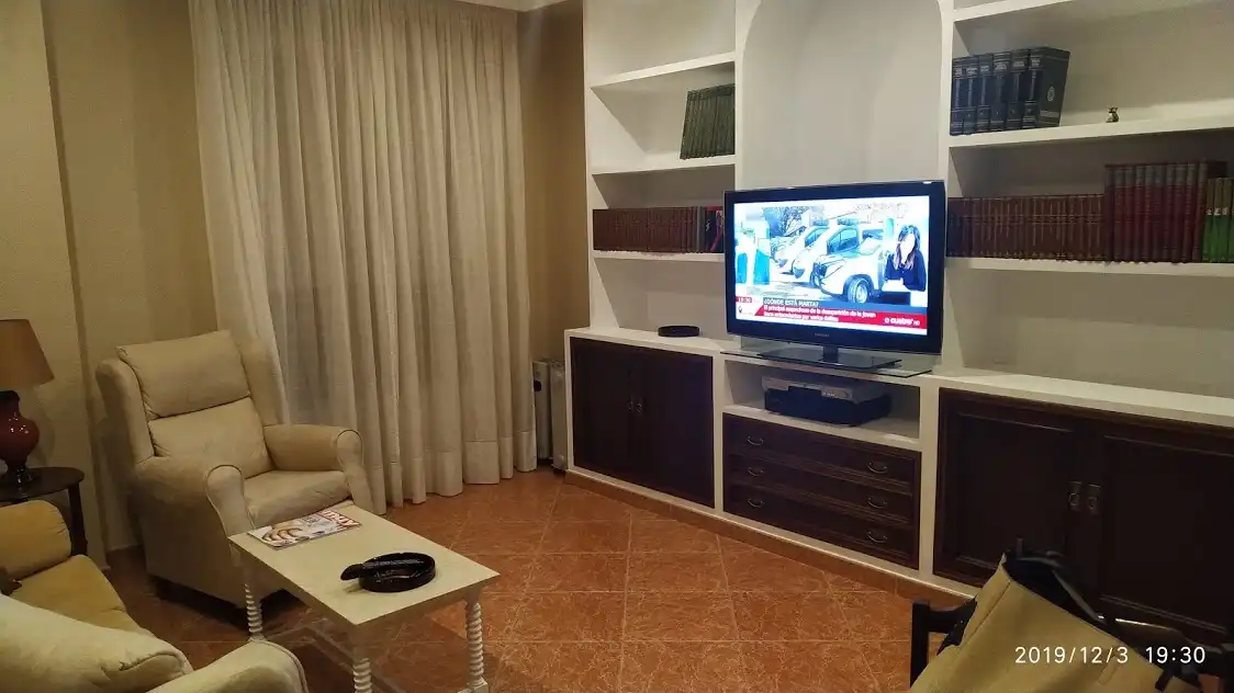 Sala de estar de Piso de alquiler en Linares con Aire acondicionado, Calefacción y Amueblado