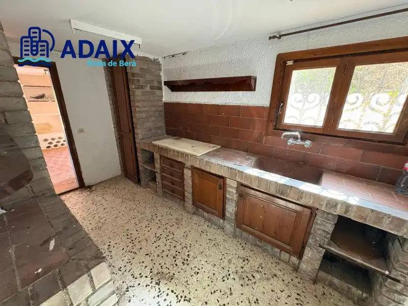 Cocina de Casa o chalet en venta en Roda de Berà con Terraza, Trastero y Piscina