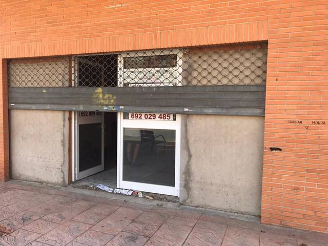 Local comercial en Alquiler en  EMPERADOR CARLOS I en Puerto
