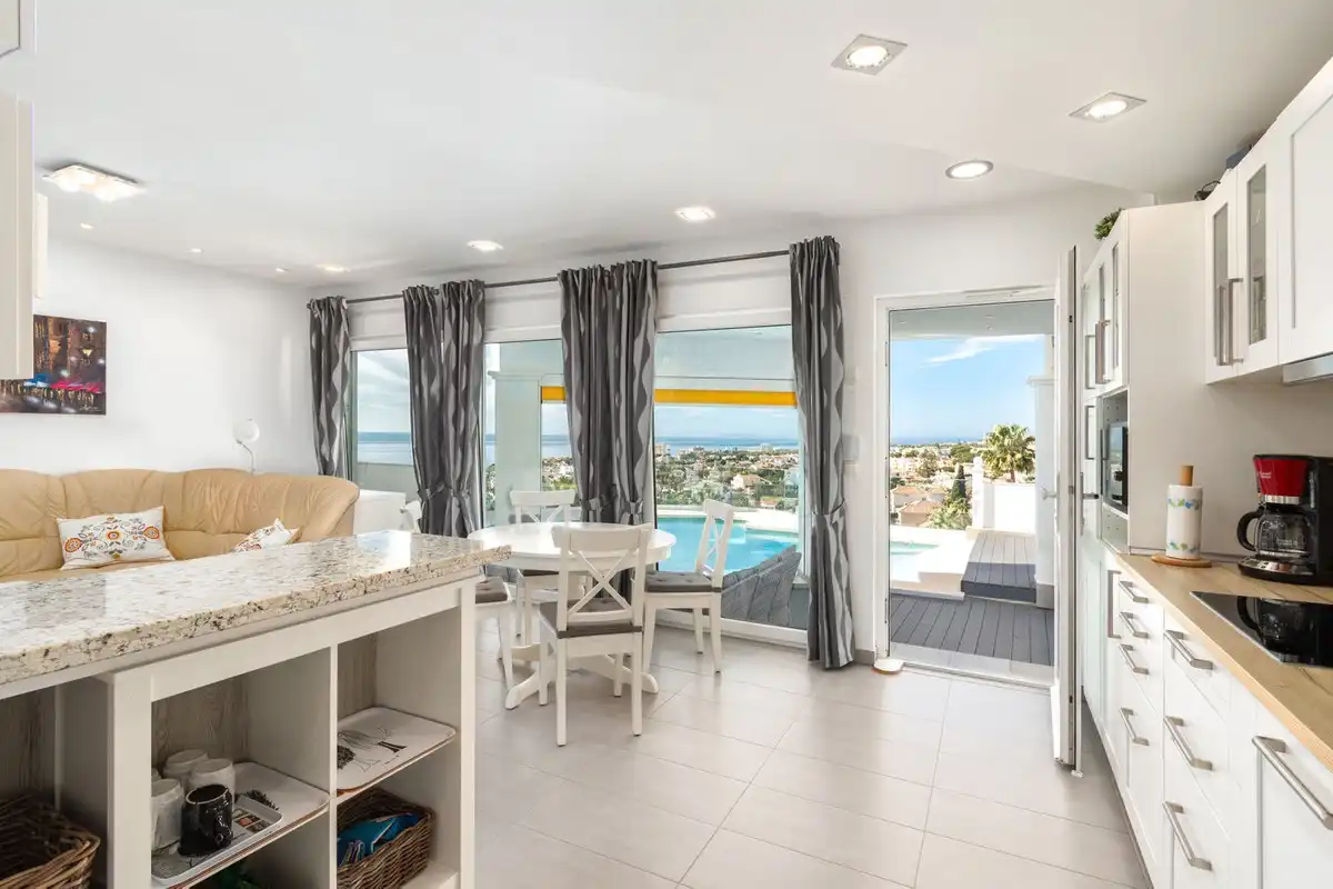 Casa con piscina en venta en Mijas - Mijas,Riviera del Sol,Avenida del Golf