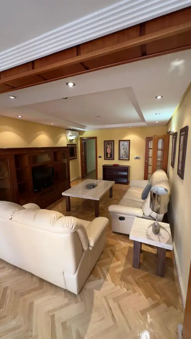 Piso con terraza en venta en Feria, imagen 3