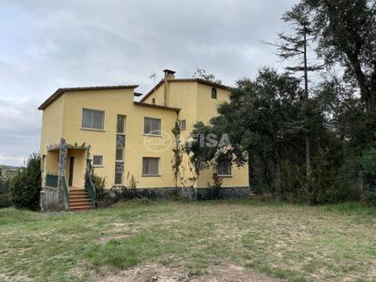 Außenansicht von Country house zum verkauf in Sils mit Heizung, Privatgarten und Parkett