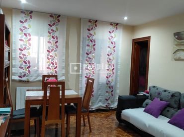 Flat for sale in de Encarnación Oviol