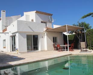 Piscina de Casa o xalet de lloguer en L'Alfàs del Pi amb Aire condicionat