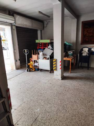 Local comercial en Alquiler en Los Guindos - Parque Mediterráneo - Santa Paula