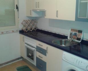 Kitchen of Flat to rent in Calvarrasa de Abajo  with Balcony