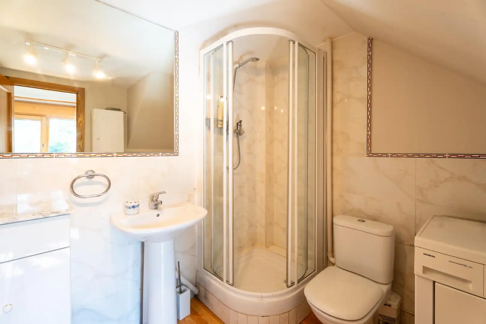 Baño de Dúplex en venta en Marina de Cudeyo con Calefacción, Terraza y Balcón