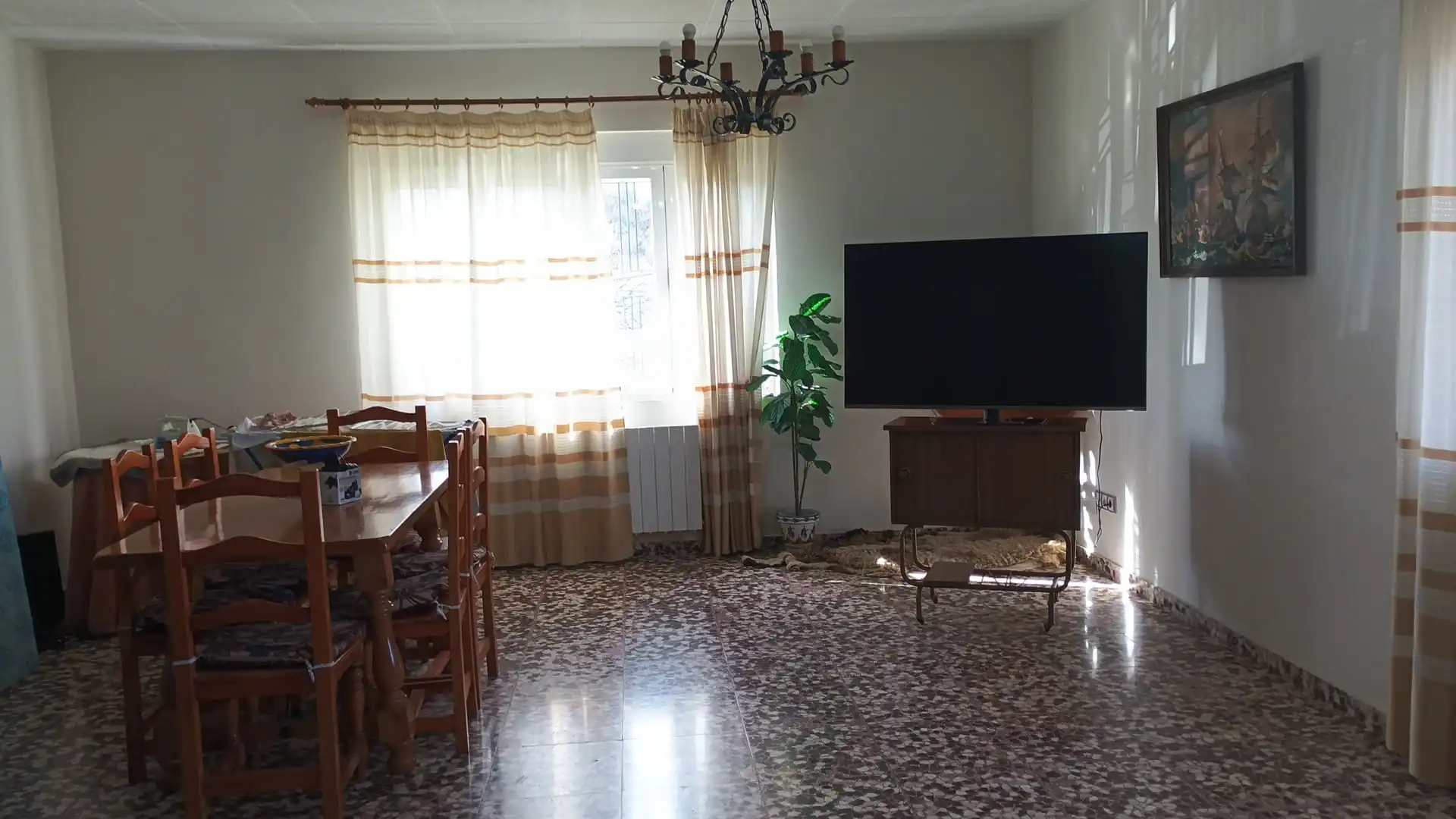 Sala de estar de Casa o chalet en venta en Benamaurel con Calefacción, Terraza y Trastero