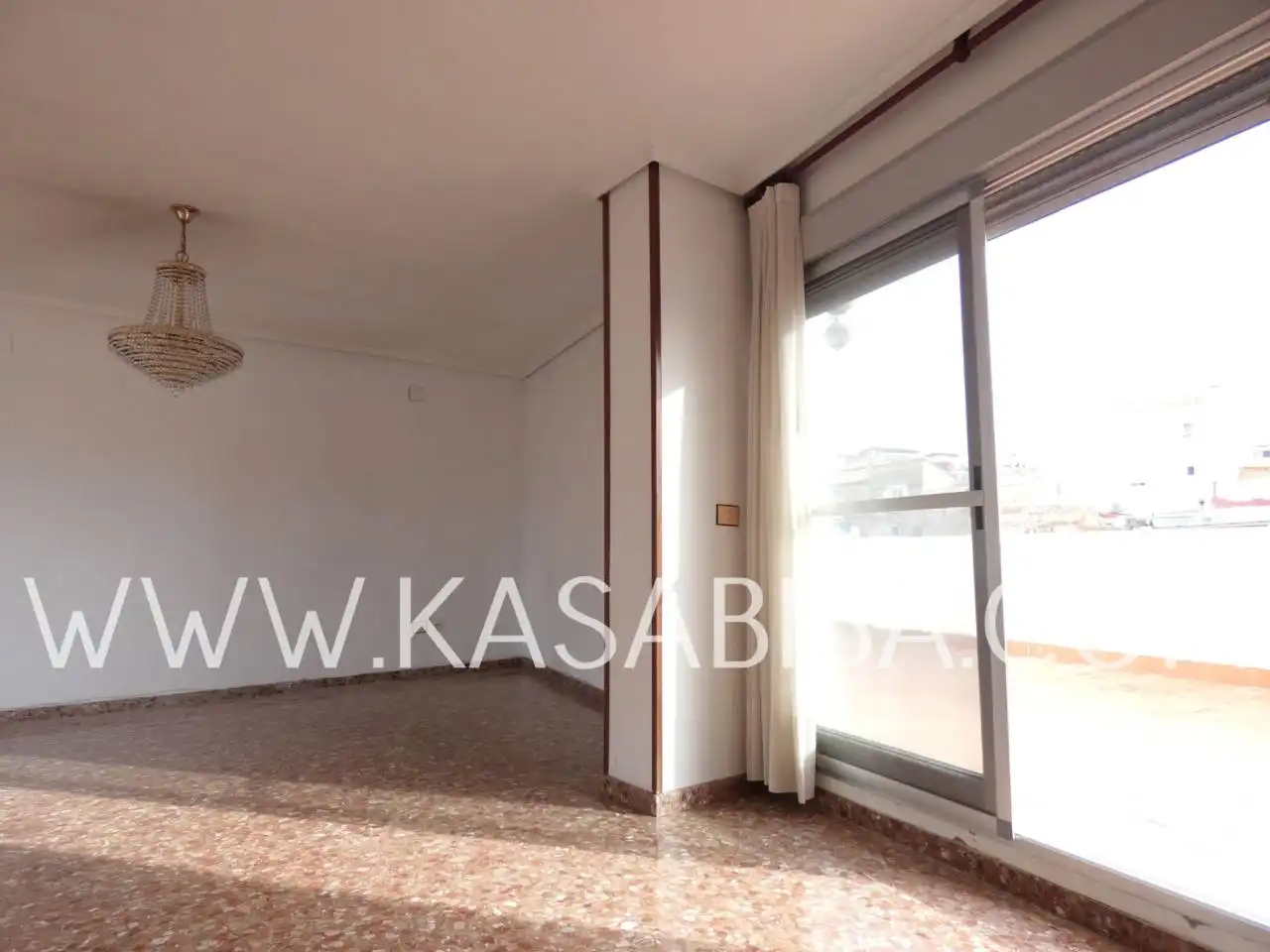 Sala d'estar de Àtic en venda en Llíria amb Aire condicionat i Terrassa