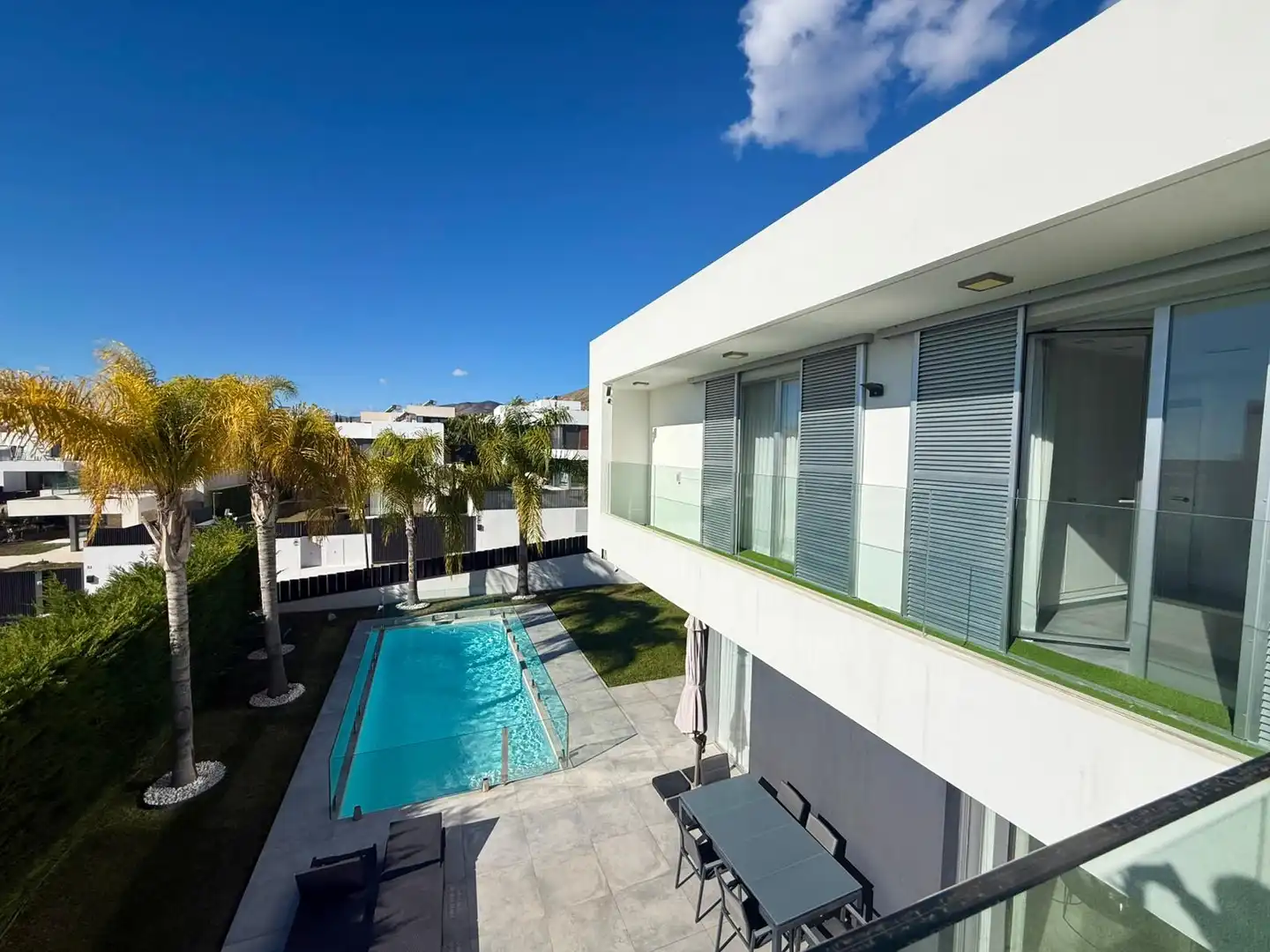 Piscina de Casa o chalet de alquiler en Finestrat con Aire acondicionado, Calefacción y Jardín privado