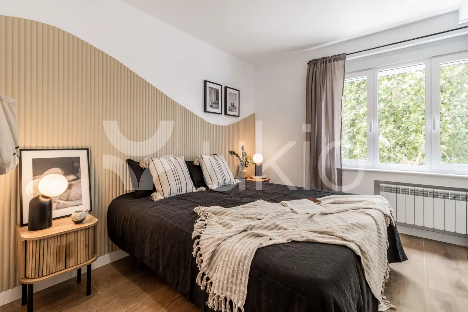 Dormitori de Apartament de lloguer en Madrid amb Aire condicionat, Moblat i Forn