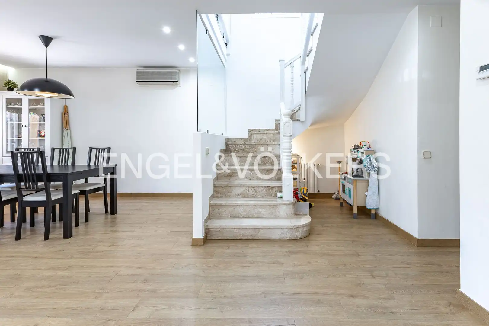 Houses for sale in Sant Fost de Campsentelles  with Air Conditioner, Heating and Private garden