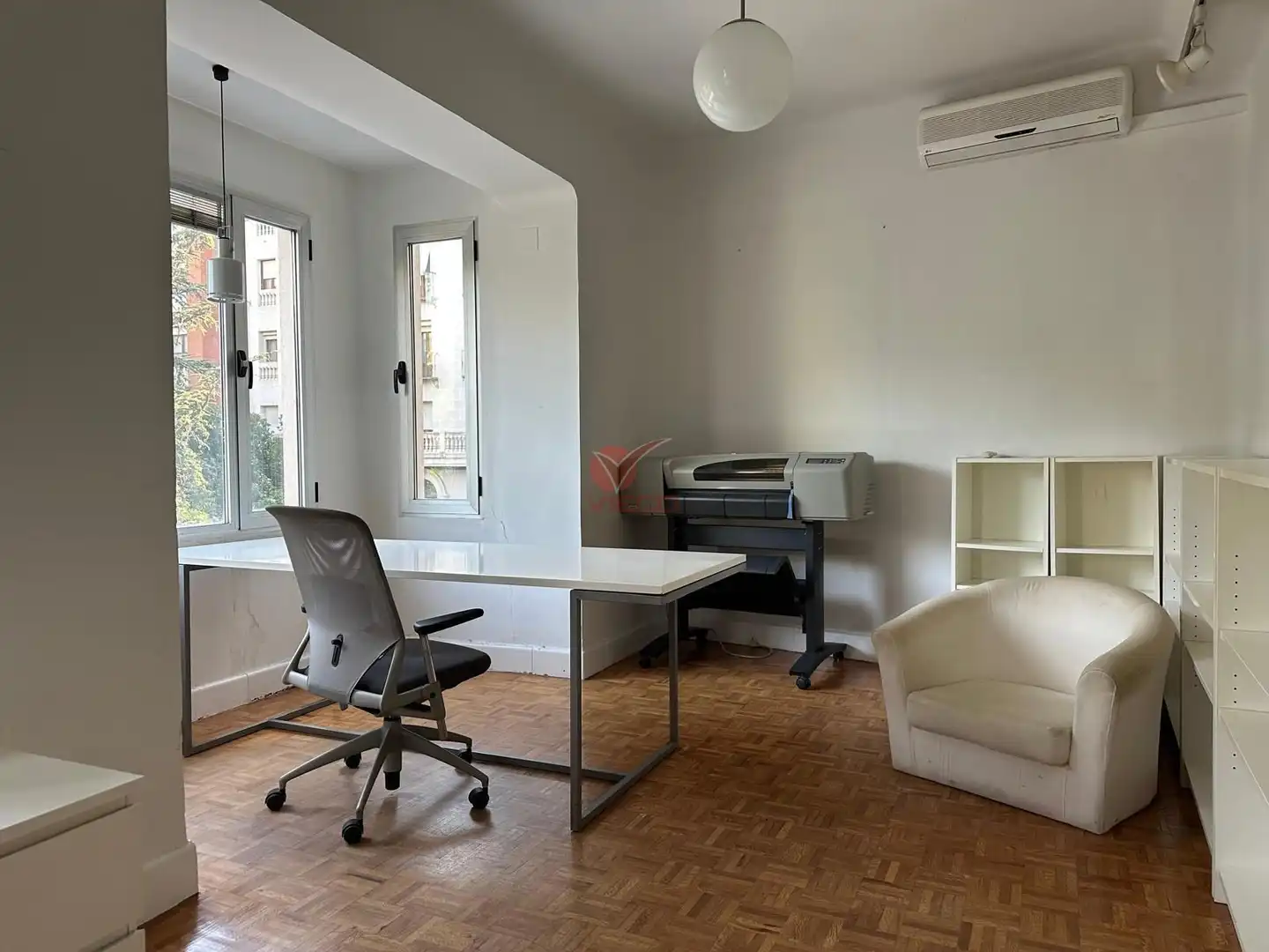 Flat for sale in Cuenca  with Air Conditioner, Heating and Storage room