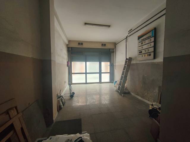 Local comercial en Alquiler en Carrer de Sant Nicasi, 46 en Centre - Estació