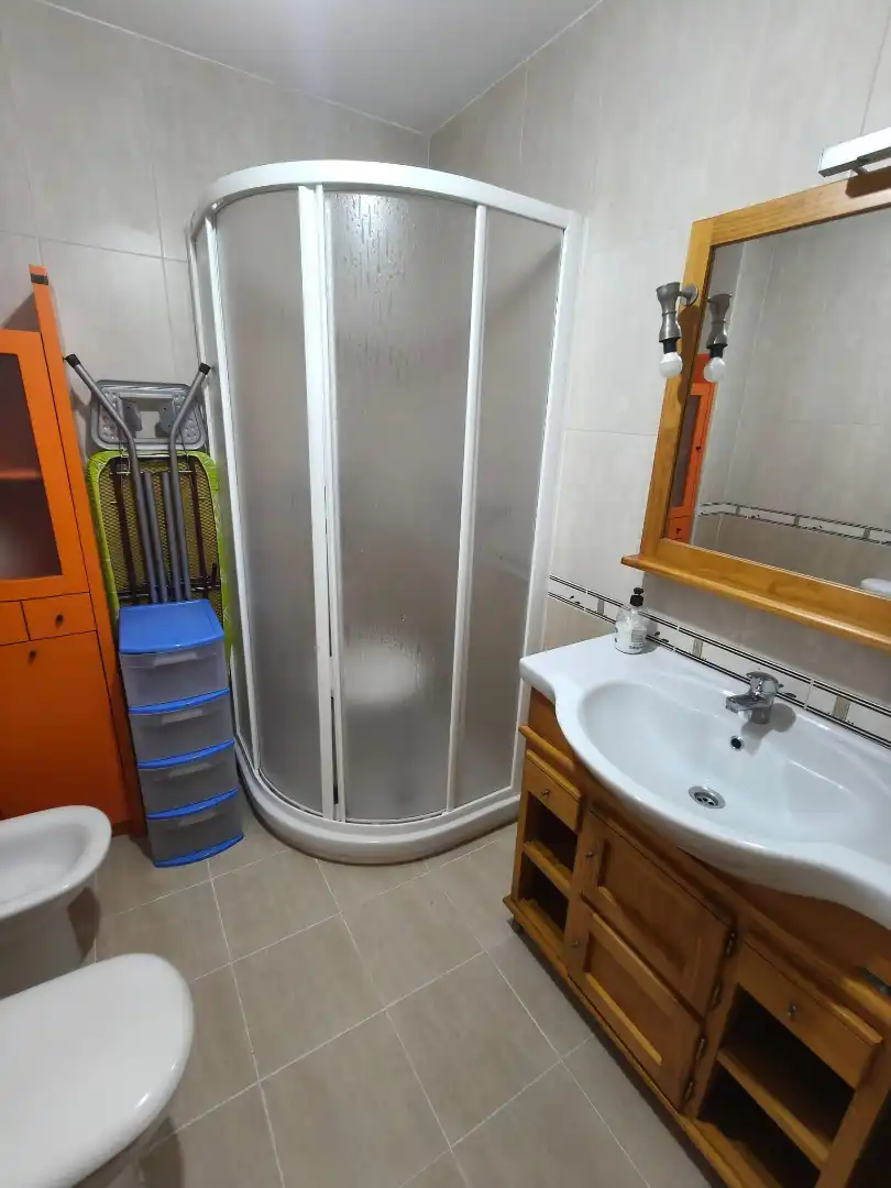 Bathroom of Flat for rent in Armilla  with Air Conditioner, Furnished and Oven