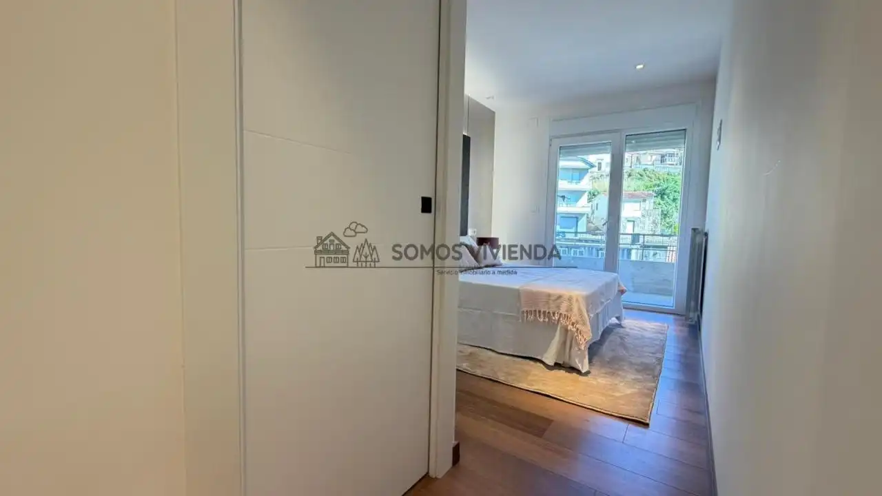 Habitación de Piso en venta en Ourense Capital  con Calefacción, Trastero y Balcón