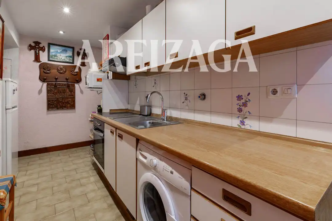 Cocina de Piso en venta en Donostia - San Sebastián  con Calefacción y Trastero