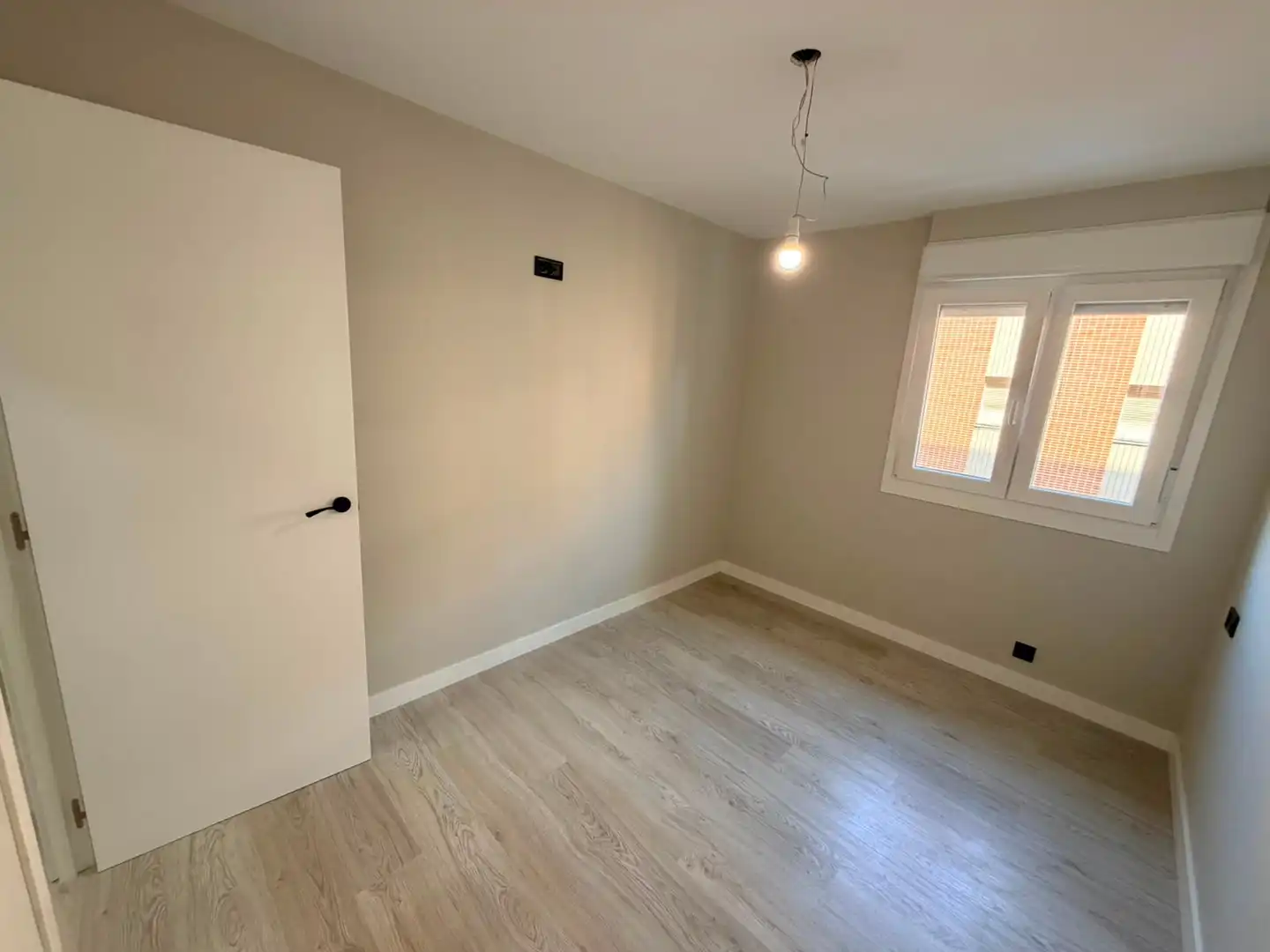 Habitación de Piso en venta en Barakaldo  con Horno y Lavadora