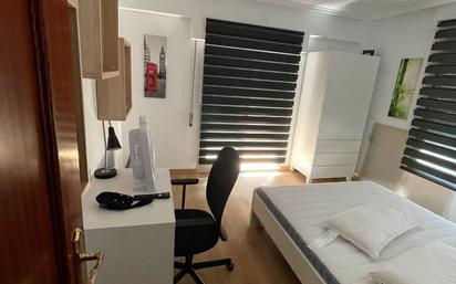 Dormitori de Pis en venda en Alcoy / Alcoi amb Calefacció, Parquet i Terrassa