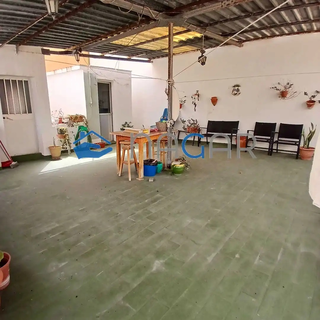 Casa o xalet en venda en La Línea de la Concepción amb Terrassa i Moblat
