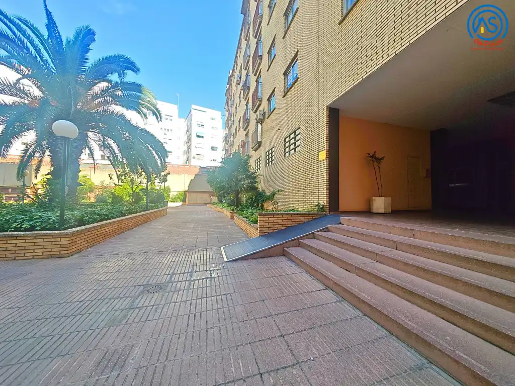 Piso de alquiler en Calle del Doctor Ricardo Lozano Monzón, 10, Ruiseñores