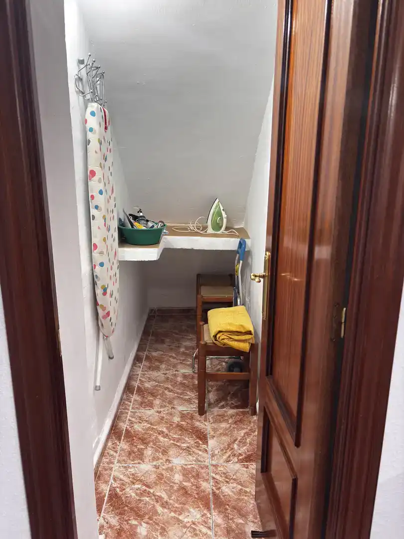 Bathroom of Detached homes for rent in Jaén  with Air Conditioner and Furnished