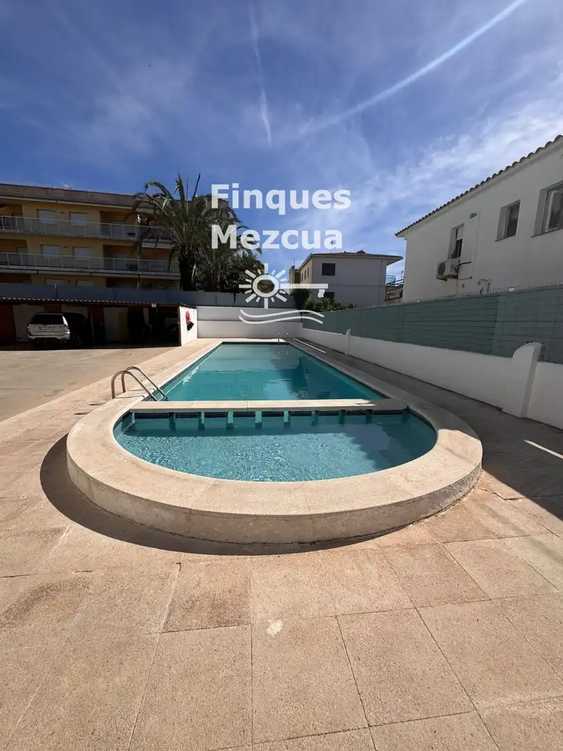 Piscina de Pis en venda en Roda de Berà amb Terrassa, Traster i Piscina