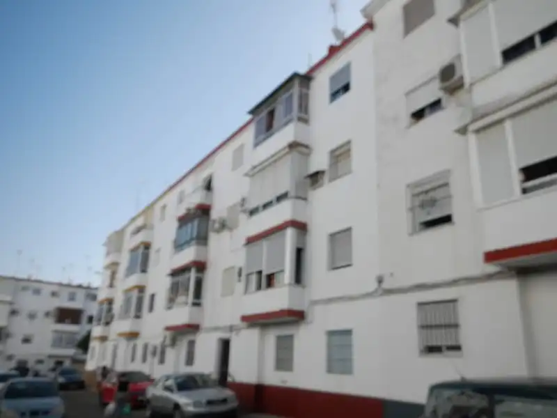 Vista exterior de Pis en venda en Carmona