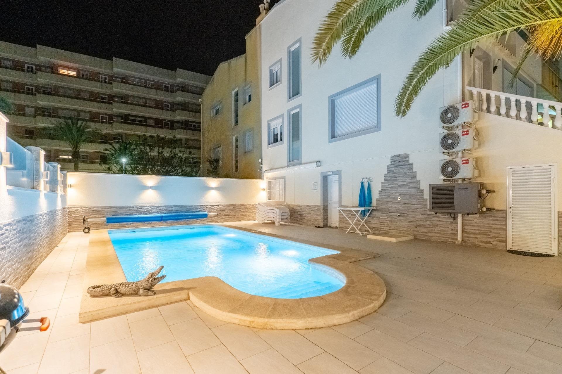 Piscina de Finca rústica en venda en Torrevieja amb Aire condicionat, Jardí privat i Piscina