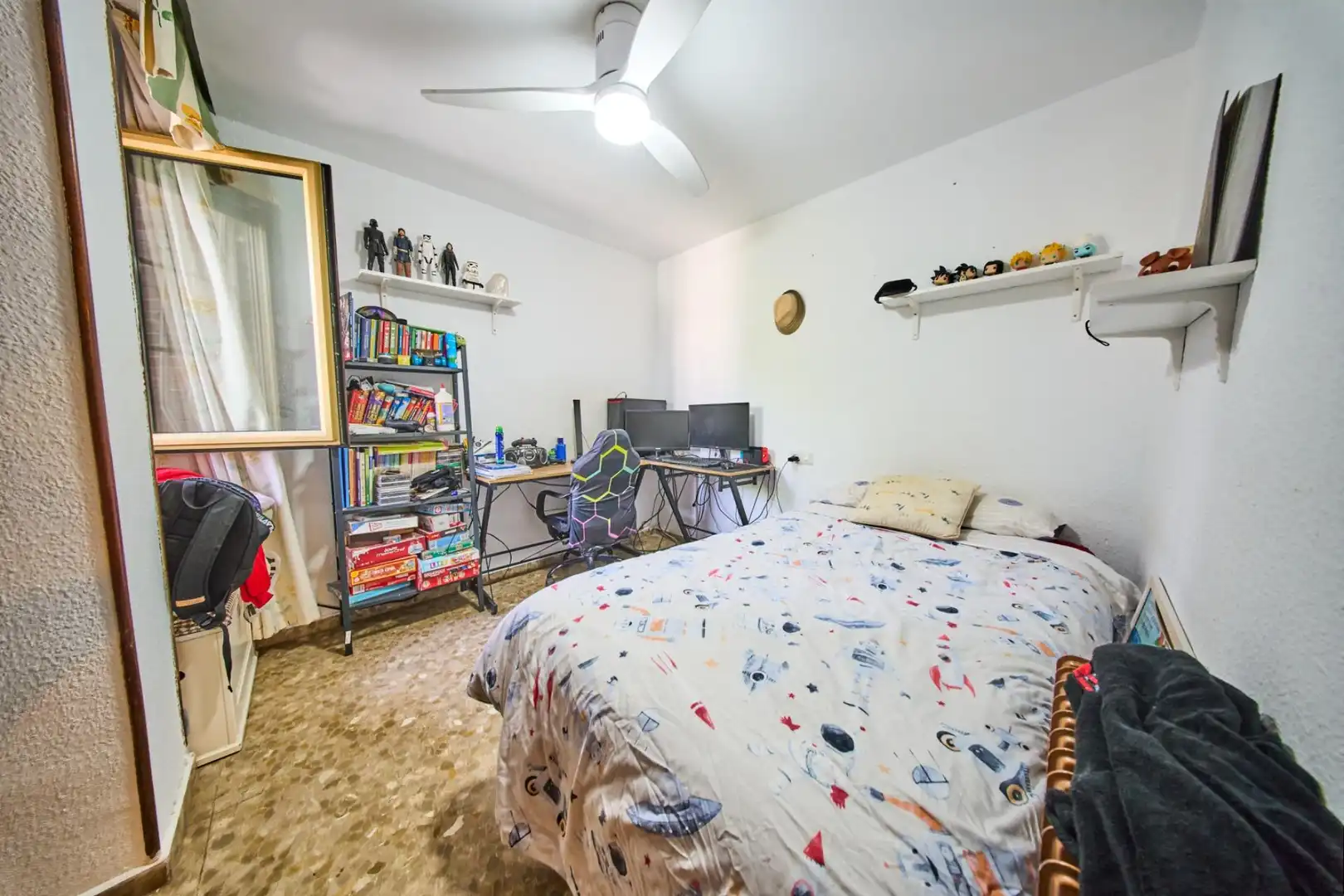 Habitación de Piso en venta en Granada con Calefacción y Jardín privado