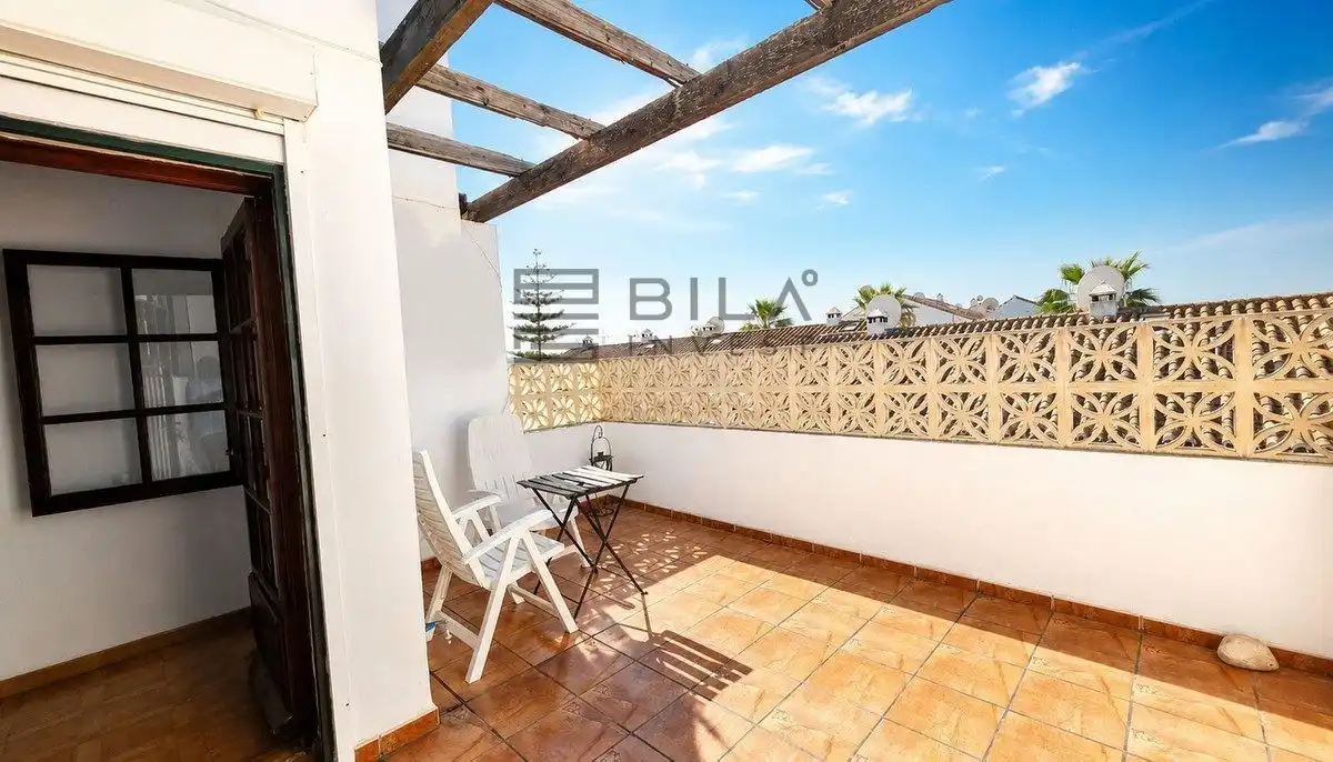 Terraced house with pool for sale in Valle Verde, imagen 25