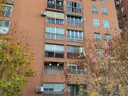 Exterior view of Flat for sale in  Madrid Capital  with Air Conditioner, Heating and Terrace