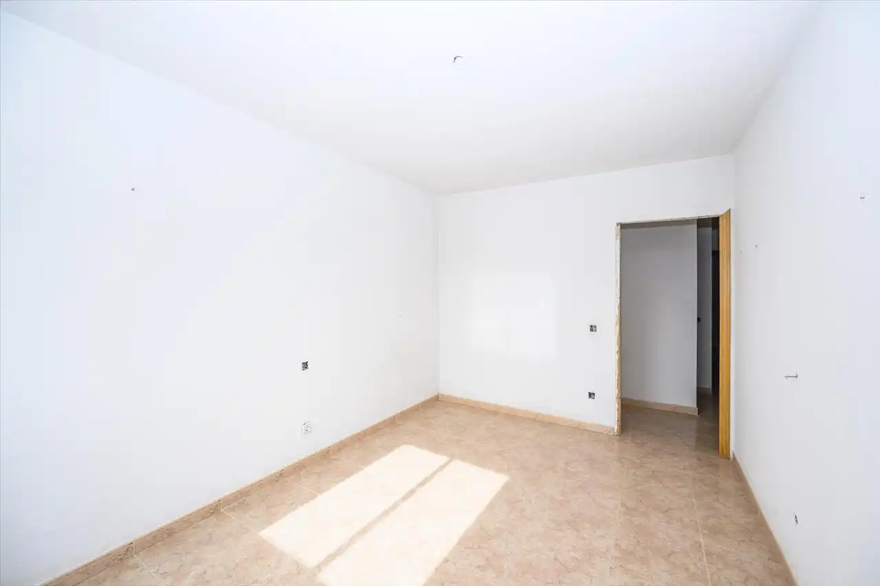 Casa adosada en venta en Almonacid de Toledo con Terraza y Trastero