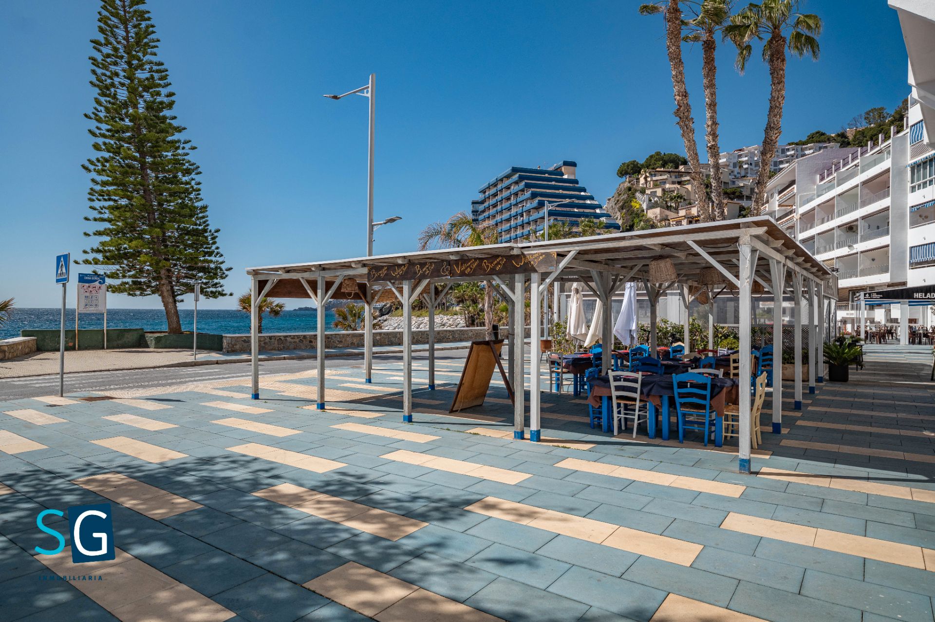 Wohnung zum Verkauf in Almuñécar mit Terrasse und Möbliert