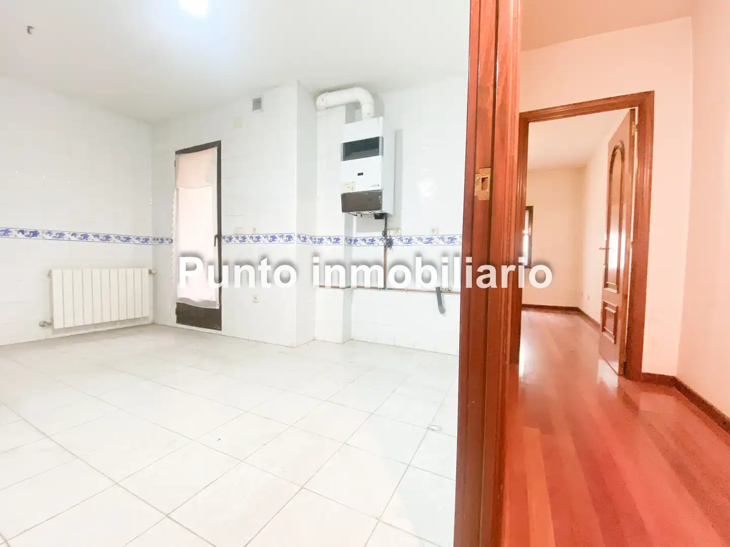 Exterior view of Flat for sale in Valladolid  with Heating, Parquet flooring and Terrace