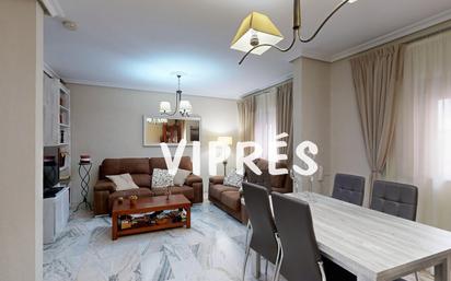 Living room of Flat for sale in Cáceres Capital  with Air Conditioner, Heating and Terrace