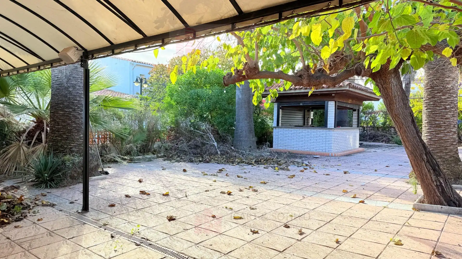 Vista exterior de Casa o xalet en venda en Vinaròs amb Aire condicionat, Jardí privat i Terrassa
