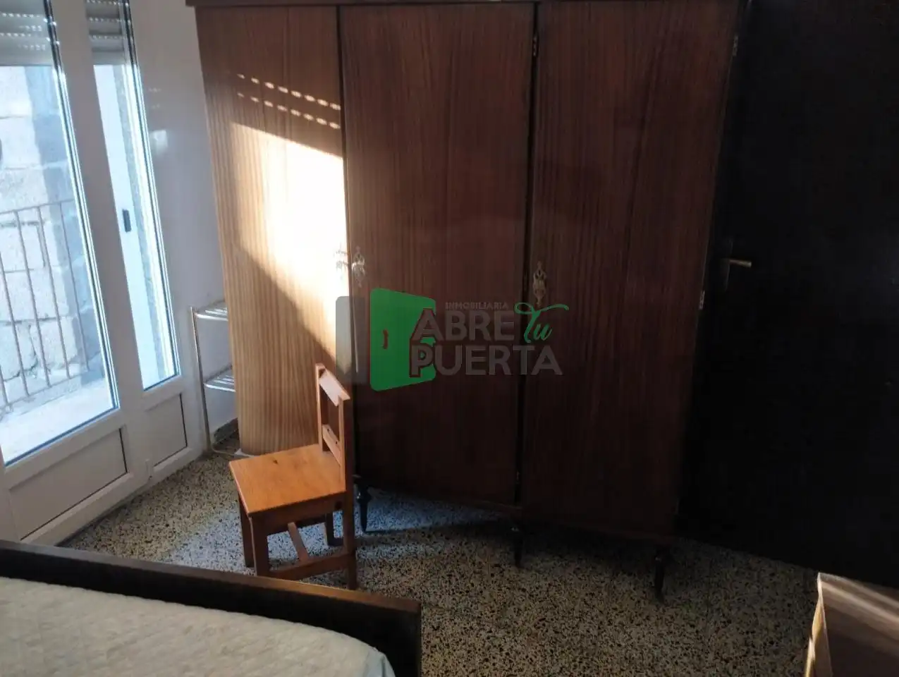 Dormitori de Casa o xalet en venda en Ourense Capital  amb Calefacció, Jardí privat i Moblat