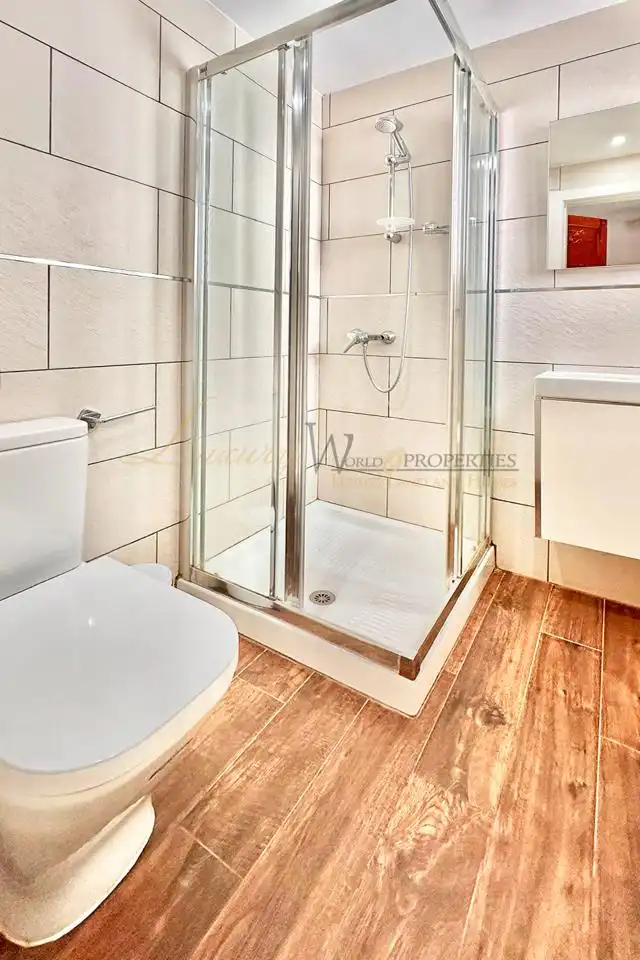 Bathroom of Houses for sale in Arona  with Air Conditioner, Terrace and Community pool