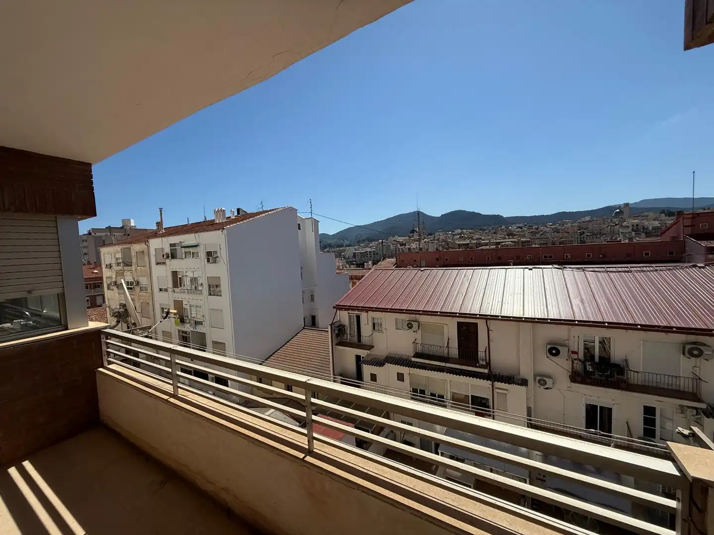 Vista exterior de Piso en venta en Alcoy / Alcoi con Calefacción, Trastero y Amueblado
