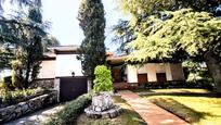 Garden of House or chalet for sale in Valdemorillo  with Air Conditioner, Heating and Private garden