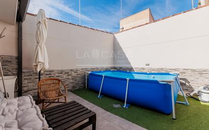 Piscina de Casa o xalet en venda en Ciempozuelos amb Aire condicionat