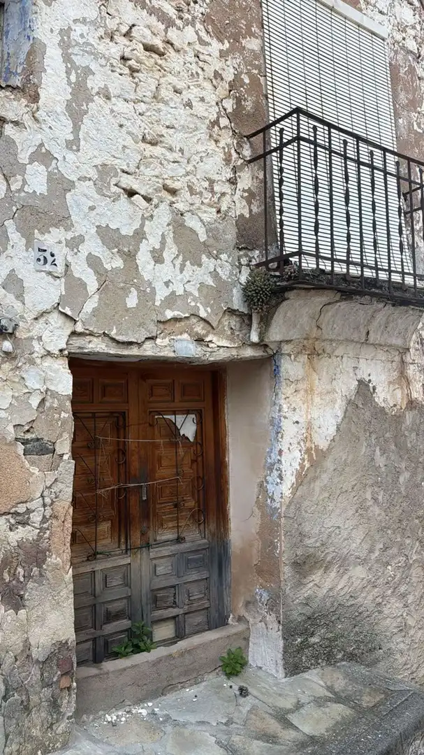 Exterior view of Houses for sale in Montán