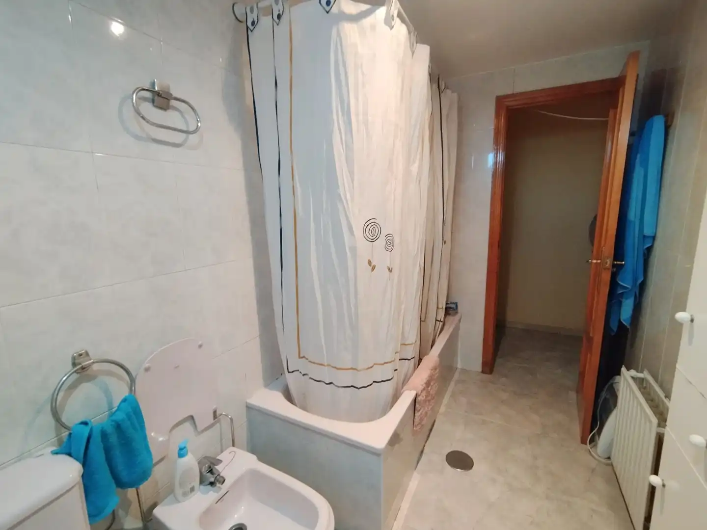 Bathroom of Flat for sale in Tomelloso  with Terrace, Storage room and Furnished